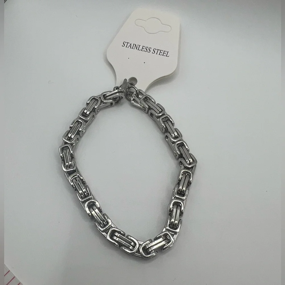 Silver Chain Link Bracelet